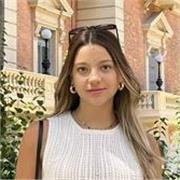 Estudiante de segundo de Medicina imparto clases de apoyo escolar a primaria y la ESO. Ayuda con deberes, exámenes y organización del curso escolar